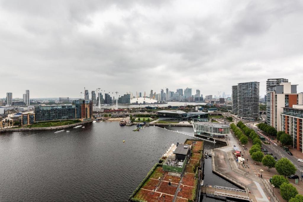 Excel Dock Apartments London Exterior foto